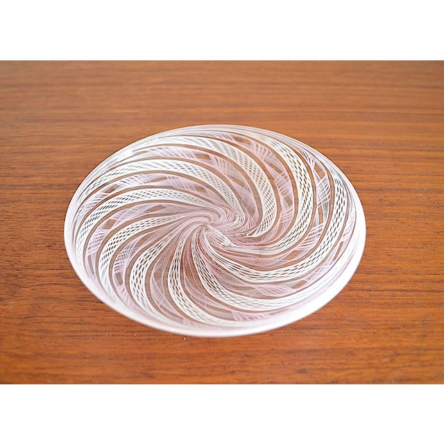 Beautiful decorative Murano glass bowl in the Zanfirico Latticino technique from the 1950s/60s High-quality craftsmanship,...