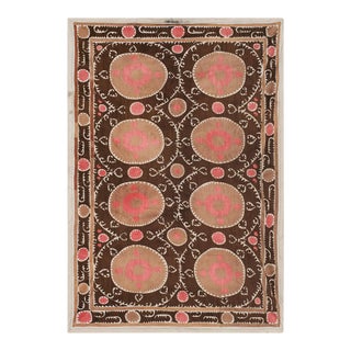 Suzani Wall Hanging Decor - Pastel Vintage Samarkand Textile For Sale