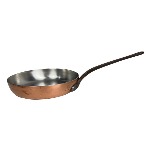 Early 20th Century French Copper Skillet 9 Inch Marked Metaux Ouvres France For Sale