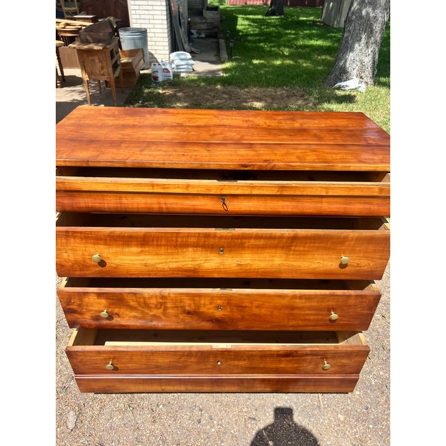 French 19th Century Louis Philippe Chestnut Commode / Chest of Drawers For Sale - Image 9 of 12