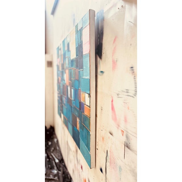 Kymm Swank is a self-taught artist who works primarily in oils, acrylics and resins. Originally from Kansas City,...