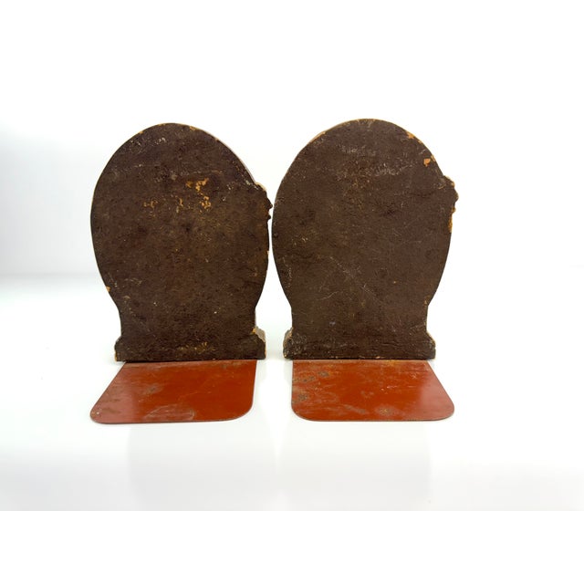 Brown Vintage Horse Head Bookends in Rustic Wood and Resin With Horseshoe Design - a Pair For Sale - Image 8 of 10