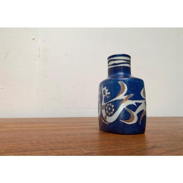 Mid-Century Danish Porcelain Baca Line Vase with Bird Design by Nils Thorsson for Aluminia Royal Copenhagen, 1960s For Sale - Image 16 of 18