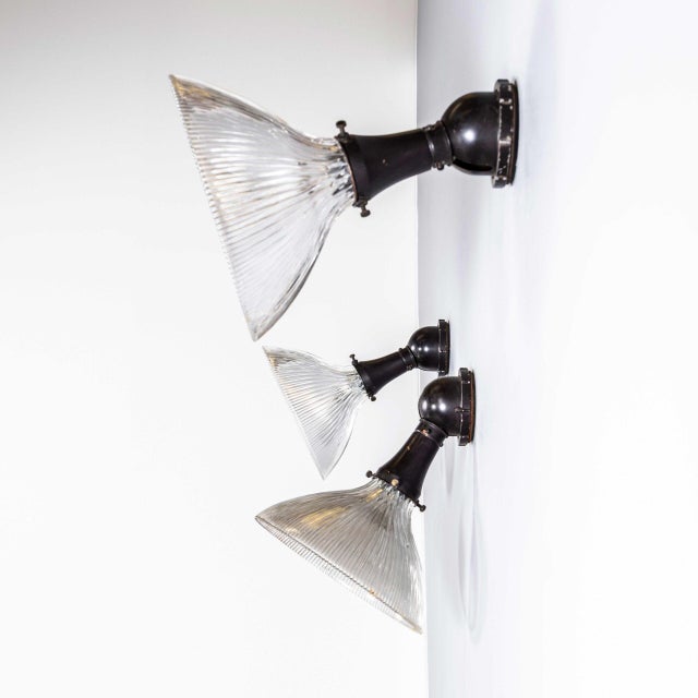 Vintage Black Holophane Prismatic Glass Adjustable Lamp, 1940s For Sale - Image 3 of 11