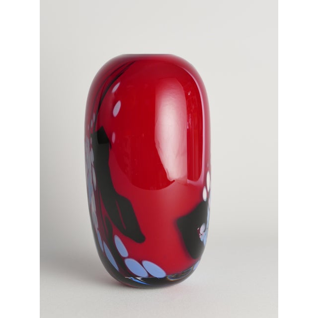 Art Glass Cherry Red Vase by Mikael Axenbrant, Sweden, 1990s For Sale - Image 11 of 18