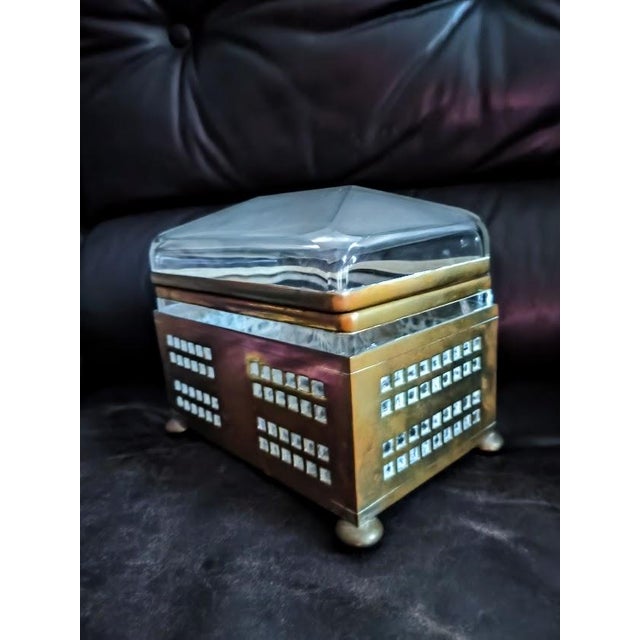 1900 - 1909 Rara Biscuit Box by Josef Hoffmann for Wiener Werkstätte, 1905 For Sale - Image 5 of 8