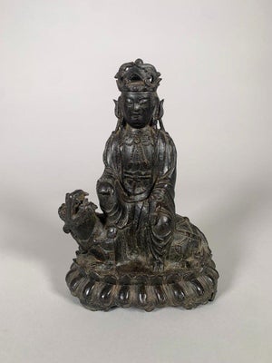 Sculpture of a Guanyin Bodhisattva, Ming Dynasty (1368-1644), China, 15th-16th Century