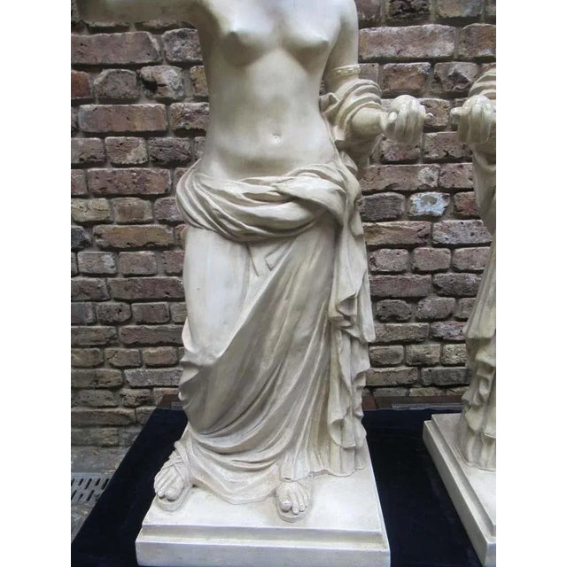 20th Century Lamps Depicting Roman Women by M. Osman, Set of 2 For Sale - Image 6 of 7