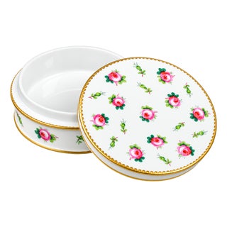 Beautiful English Hand Painted Rose Mintons China Antique Porcelain Circular Jewelry Vanity Box For Sale