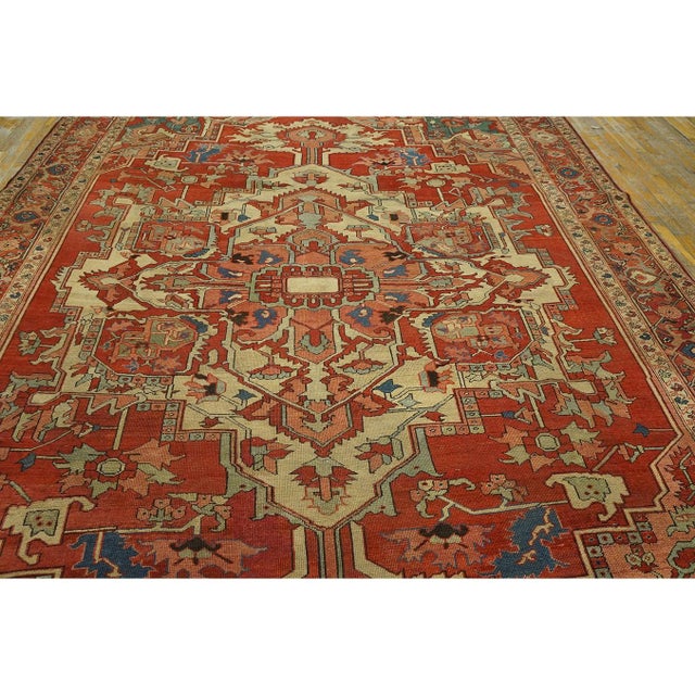 1880s Coral Classic Geometric Heriz Design Medallion Antique Persian Serapi Rug For Sale - Image 10 of 10