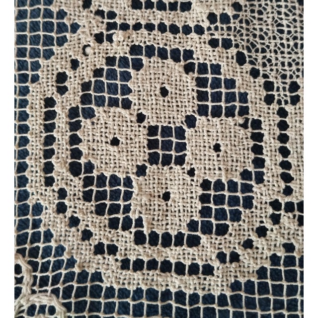 Vintage Hand-Wrought Filet Lace Bedspread with Floral Motifs, Venice, Italy, 1950s-1960s For Sale - Image 3 of 8