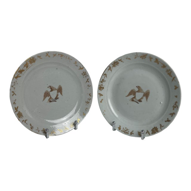 Pair of 18th Century Chinese Export Eagle Plates - Hemingway Family For Sale