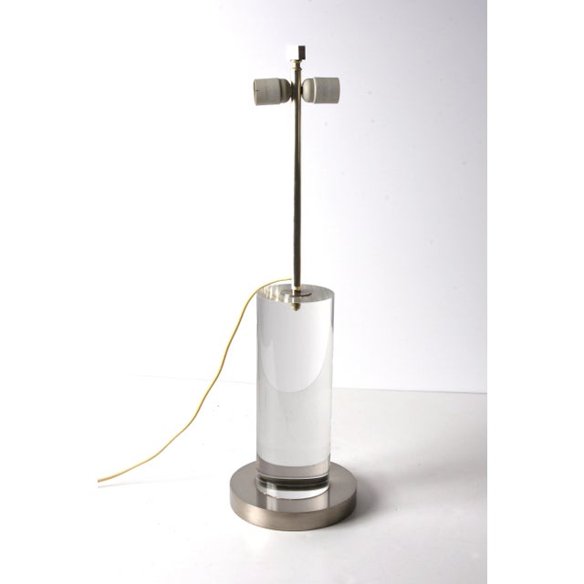 Mid-Century Italian Table Lamp with Acrylic Glass Column & Brass Base by Romeo Rega, 1970s For Sale - Image 17 of 18
