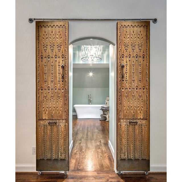 Brown Gothic Revival Carved Solid Wood Entry Door – Fleur-De-Lis Pattern & Iron Clavos For Sale - Image 8 of 11