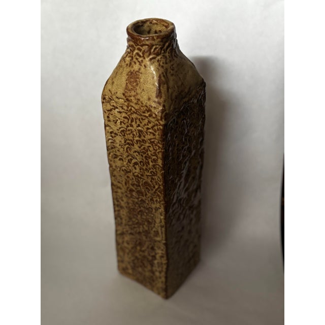 Vintage Ruth Batkin RLB Hand-Built Textured Studio Pottery Bottle Vase, 14” For Sale - Image 4 of 6