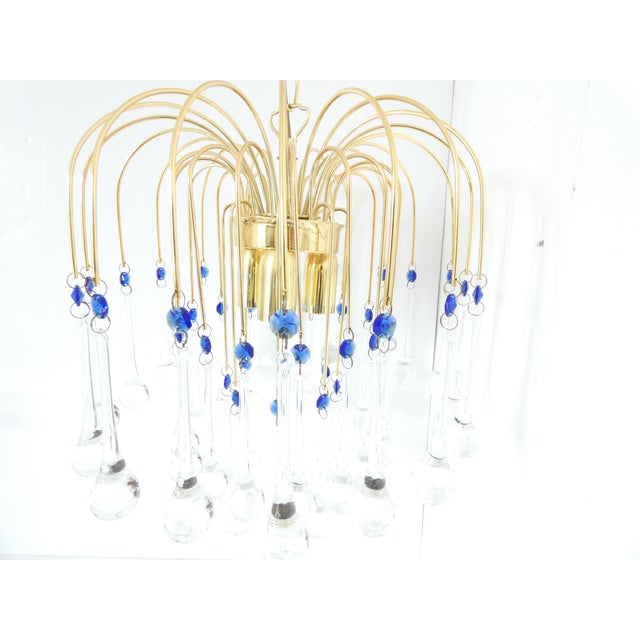 Mid-Century Murano Waterfall Chandelier in Brass and Glass For Sale - Image 4 of 7