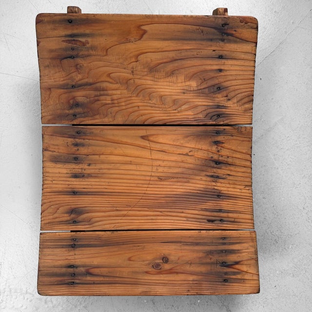 1930s Japanese Wabi-Sabi Wooden Sugi Plateau, 1930s For Sale - Image 5 of 13