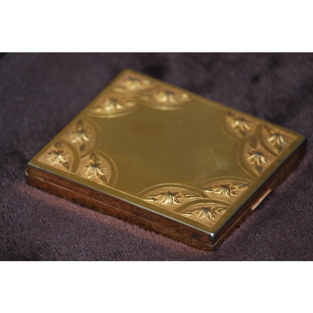 Mid-Century Modern Gold Compact Mirror Powder Box, 1950s For Sale - Image 3 of 18