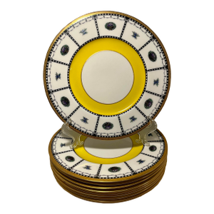 Set of 10 Circa 1915 Royal Worcester Porcelain Dinner Plates Gold Rim 10 1/2"
