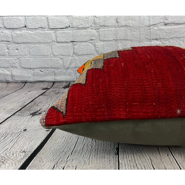 20 x 20 Kilim Pillow Turkish Cushion Natural Red Green Pillow Cushion Cover For Sale - Image 4 of 4