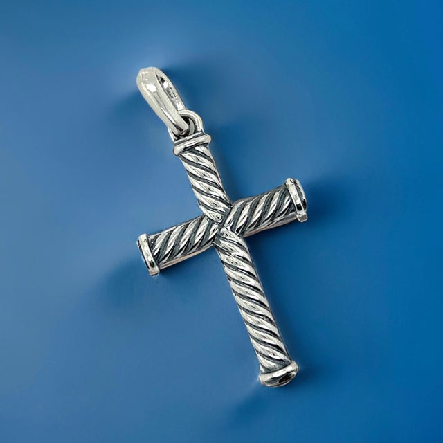 Metal 1990s David Yurman Estate Unisex Cable Cross Silver For Sale - Image 7 of 7