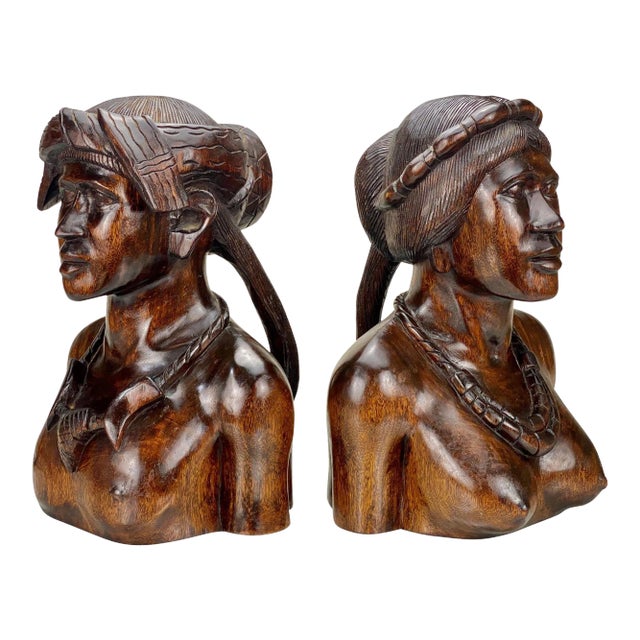 Vintage Balinese Tribal Figural Carved Mahogany Bust Sculptures - a Pair For Sale