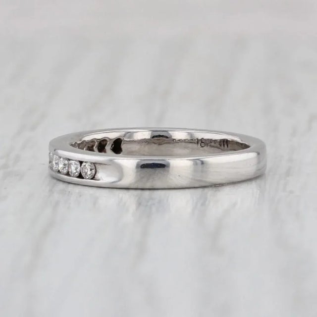 Modern 0.25ctw Diamond Wedding Band 18k White Gold Size 4.75 Stackable Anniversary Ring For Sale - Image 3 of 7