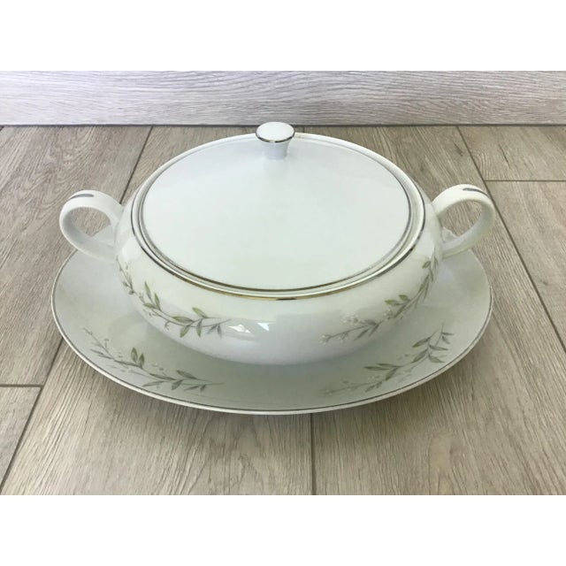 Ceramic 1950s St Regis China Serving Dish and Serving Platter Set- 2 Pieces For Sale - Image 7 of 7