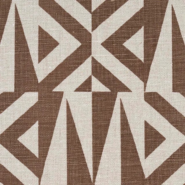 Contemporary Schumacher Amero Fabric In Java For Sale - Image 3 of 6