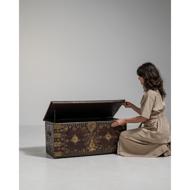 Wood Chest with Brass Accents, Antique, United Kingdom, 19th Century For Sale - Image 12 of 18
