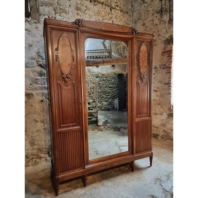 French Art Nouveau Wardrobe with Mirror in Walnut and Oak, 1890s For Sale - Image 15 of 18
