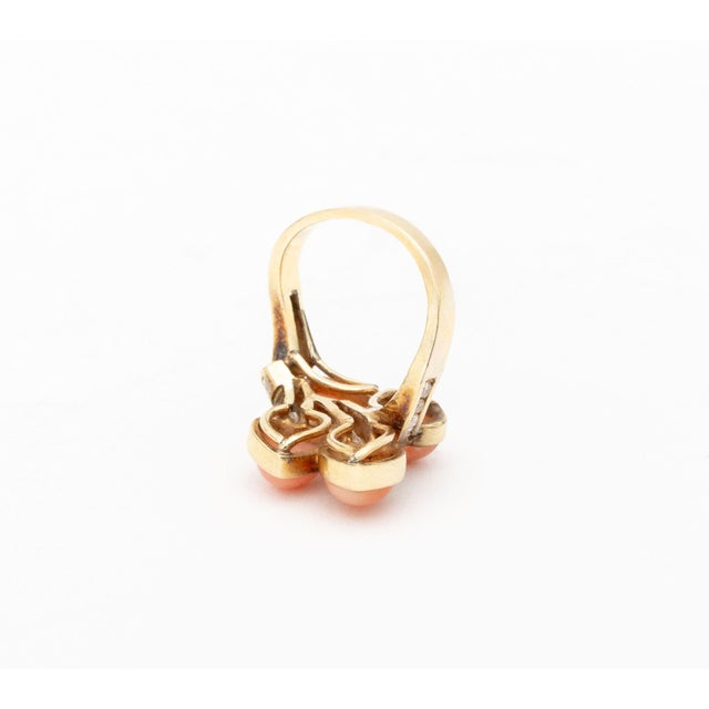 Vintage Modernist 14k Yellow Gold Coral Diamond Ring For Sale In New York - Image 6 of 7