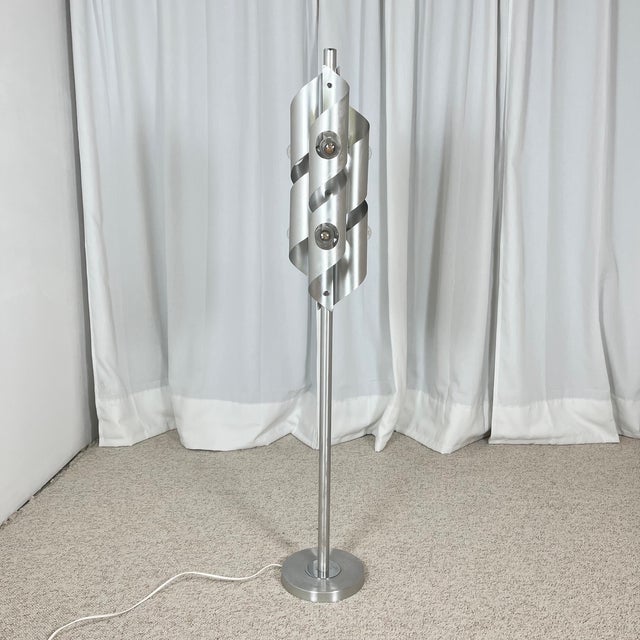 Brushed aluminum floor lamp, Space Age style, 1970s Vintage floor lamp in brushed aluminum, inspired by the Space Age...