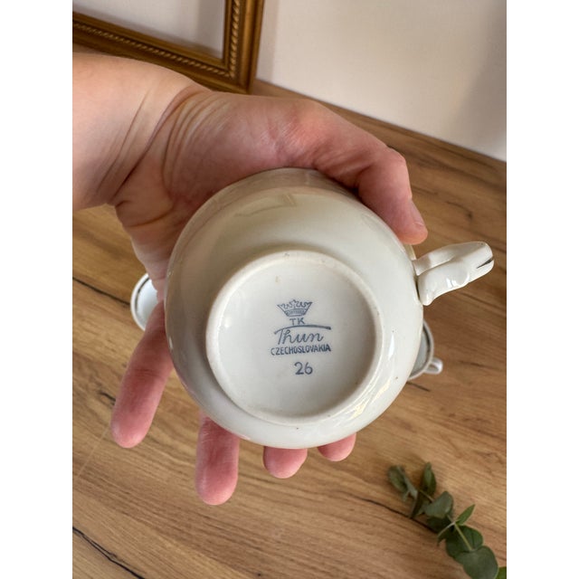 Porcelain Service from Thun, Former Czechoslovakia, Set of 12, in Very Good conditions. Designed 1980 to 1989