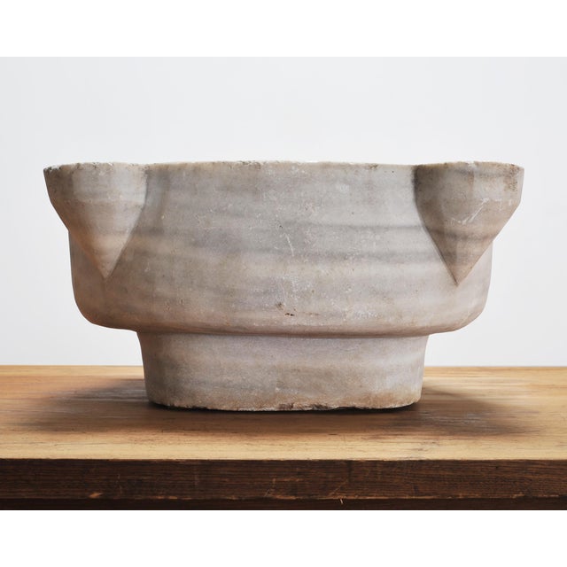19th Century Large 19th Century European Carved Carrara Marble Mortar Basin For Sale - Image 5 of 18