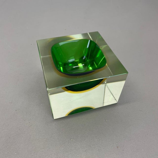 Murano Green Glass Sommerso Block Cube Ashtray from Flavio Poli, Italy, 1970s For Sale - Image 13 of 18