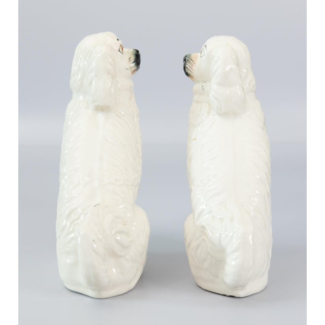 Late 19th Century Antique 19th Century English Staffordshire Spaniel Dogs - A Pair For Sale - Image 5 of 11