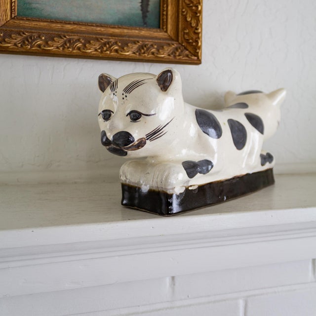 19th Century Chinese Cizhou Ware Double Headed Cat Ceramic Headrest Pillow For Sale - Image 4 of 18