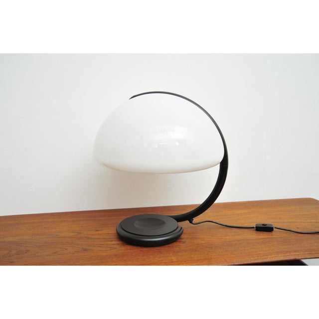 Serpente Table Lamp by Elio Martinelli for Martinelli Luce, 1960s For Sale - Image 3 of 15