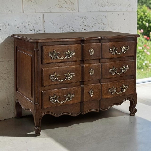 French Provincial Antique Country French Louis XV Style Solid Oak Commode For Sale - Image 3 of 18