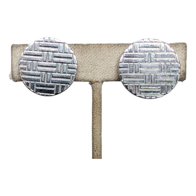 Vintage 1947 Signed Crown Trifari Round Rhodium Plated Hatched Clip Earrings-2 Pieces For Sale