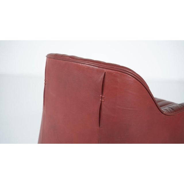 Cyprea Armchair in Leather attributed to Afra and Tobia Scarpa for Cassina, 1970s For Sale - Image 12 of 14