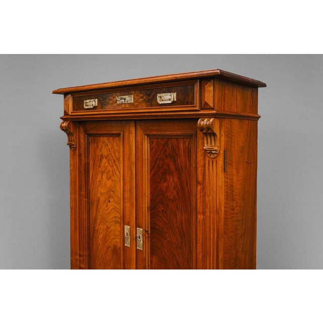 Late 19th Century Gründerzeit Vertiko in Walnut For Sale - Image 16 of 18