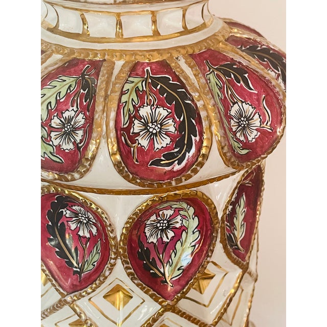 Raspberry Red Antique Italian Cantagalli Daliso Lustro Handpainted Lamp For Sale - Image 8 of 8