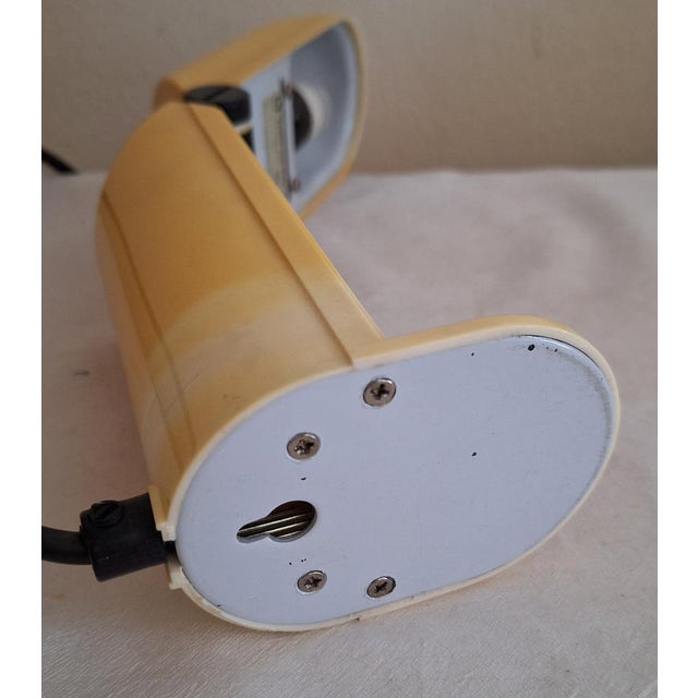 Plastic Vintage German Table Lamp in Yellowed Plastic by Brilliant, 1970s For Sale - Image 7 of 8