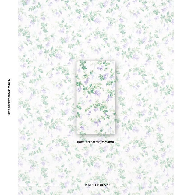 Dripping with leaves and blooms, Garden Gate is a classic chintz that channels the best of high preppy style into a chic...