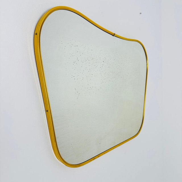 Original kidney mirror from the 50s 60s the mirror is MADE in GERMANY the mirror is in very good condition, almost like...