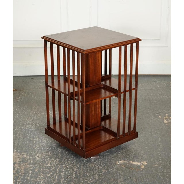 Stunning Antique Sheraton Revival Revolving Bookcase. Measurements Height - 81 cm Width - 49 cm Depth - 49 cm Shelves...