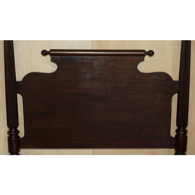 American Federal 4-Poster Bed with Carved Pillars in Hardwood, 1800s For Sale - Image 11 of 18