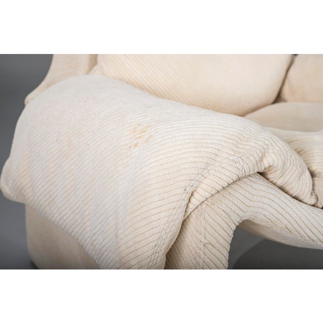 P60 Chairs and Ottomans by Vittorio Introini for Saporiti, 1960s, Set of 4 For Sale - Image 6 of 18